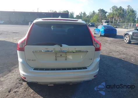 2017 Volvo Xc60 T5 Inscription из США, поврежденный, VIN YV440MDU2H2131885